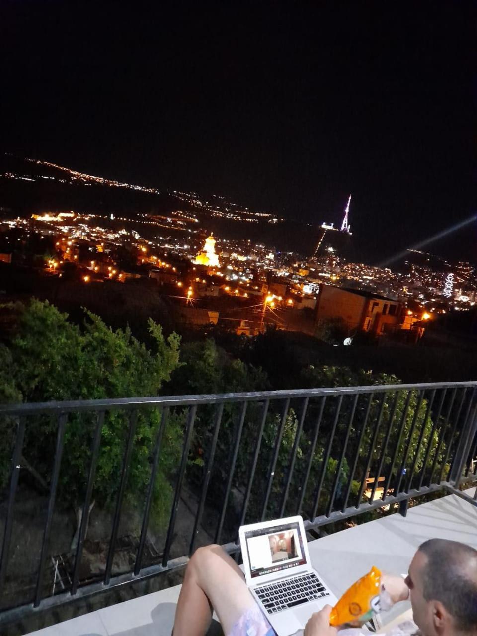 Bed and Breakfast Book Wine Tasting In Tbilisi Zewnętrze zdjęcie