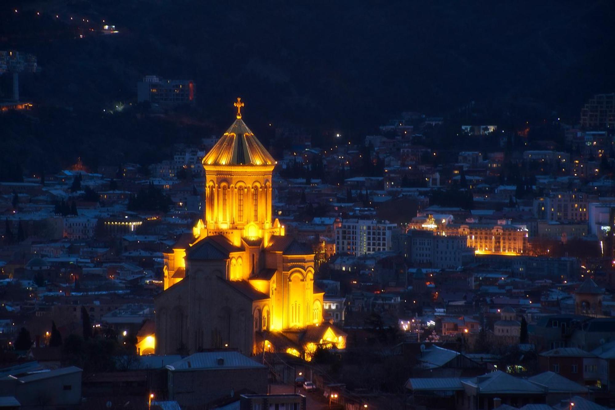 Bed and Breakfast Book Wine Tasting In Tbilisi Zewnętrze zdjęcie
