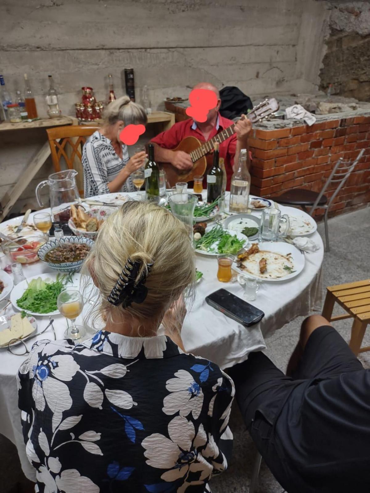 Bed and Breakfast Book Wine Tasting In Tbilisi Zewnętrze zdjęcie